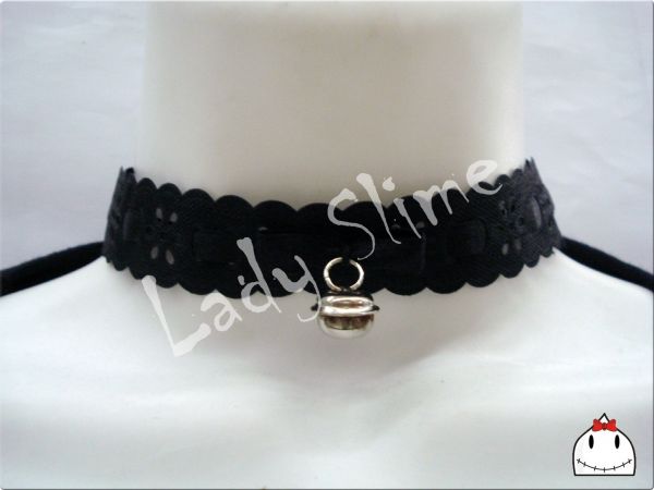 Choker Preta com Laço e Guizo
