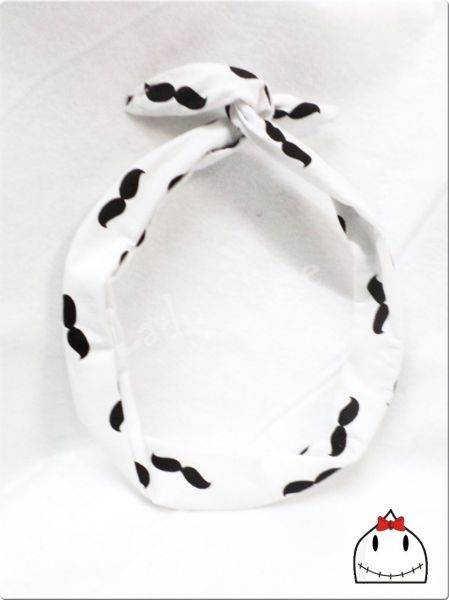 Faixa Pin Up Branca Mustache