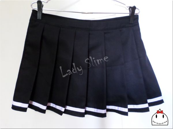 Saia Pregas Colegial Preta