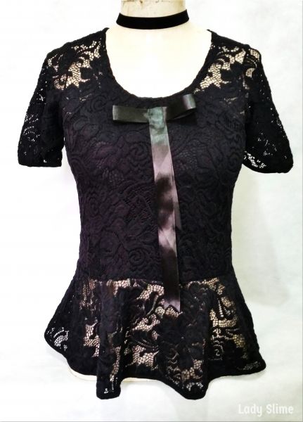 Blusa Renda Bojo Laço Gothic