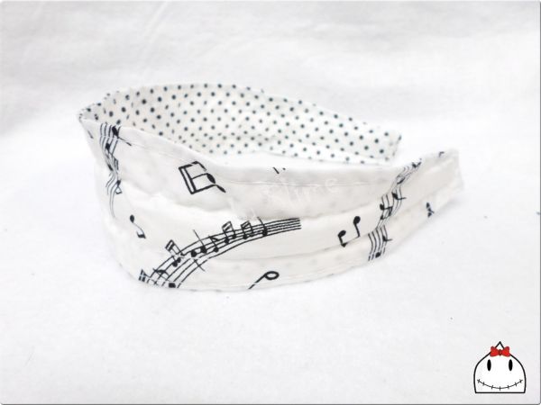 Tiara Dupla Face Notas Musicais Branca