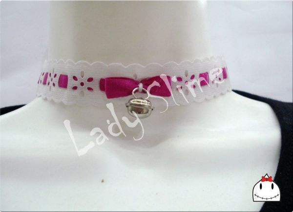 Choker Branca e Pink com Laço e Guizo